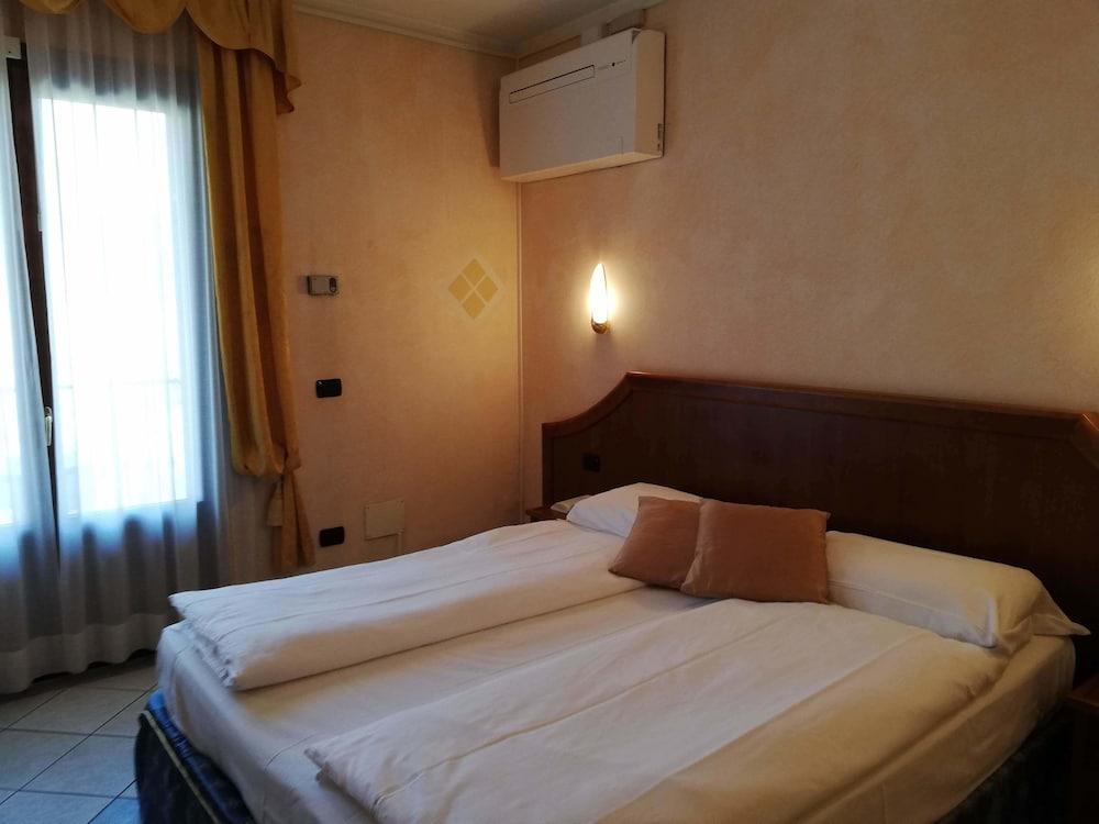 Hotel Giardino Cannobio Eksteriør bilde